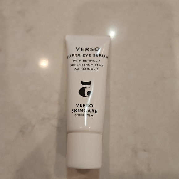 VERSO Super Eye Serum with Retinol 8 0.67oz - New - Picture 1 of 2